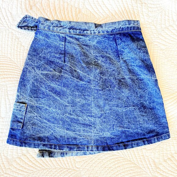 THE PEOPLE Vs. Acid Wash Denim Wrap Mini Skirt with Pockets | Size M | Retro Y2k - Picture 11 of 17